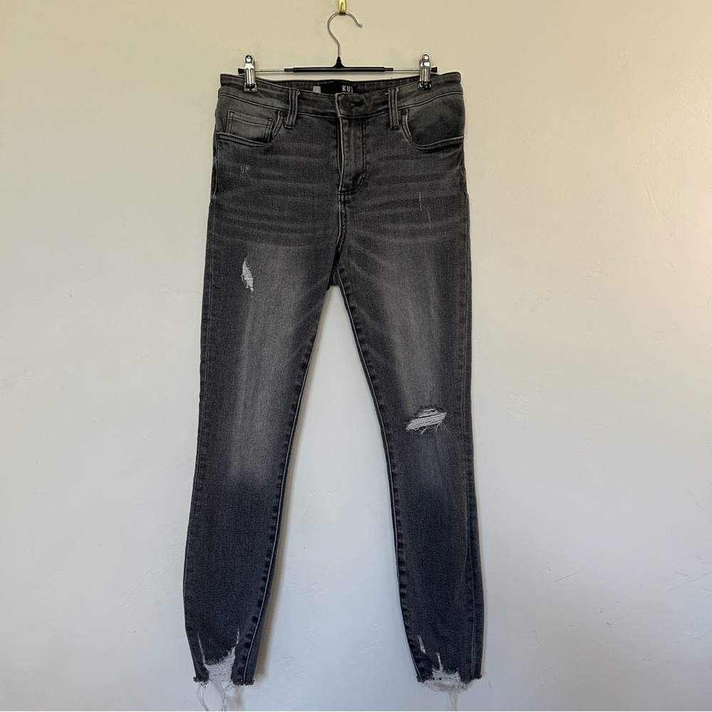 Hi-Rise Ankle Crop Skinny Jean